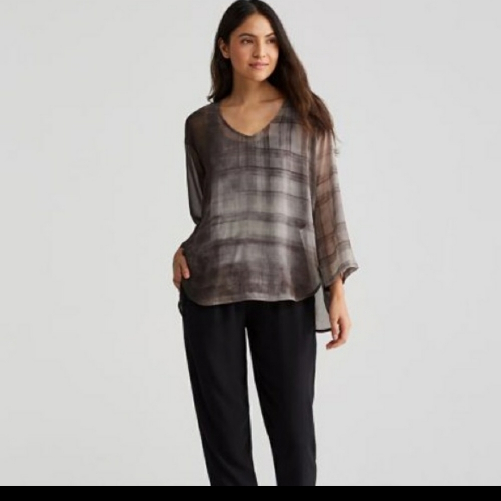 Eileen Fisher Silk Sheer Box Top Size Mefium